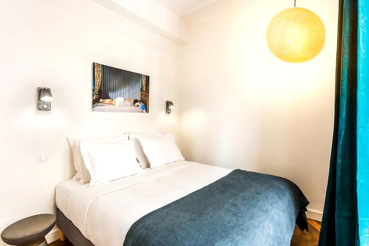 Habitat Parisien - 2Br-2Ba - Ac - Balcony - Opera Apartment