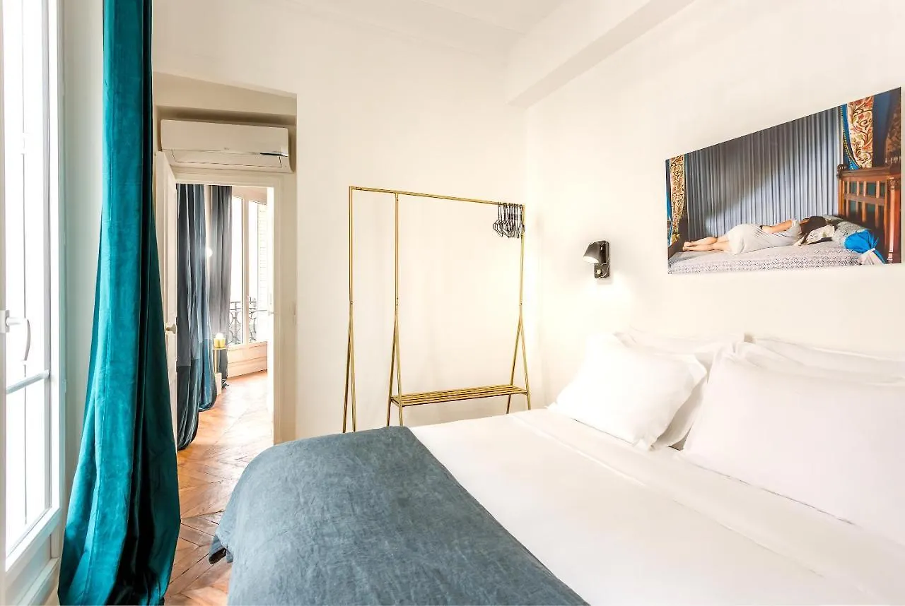Habitat Parisien - 2Br-2Ba - Ac - Balcony - Opera Apartment
