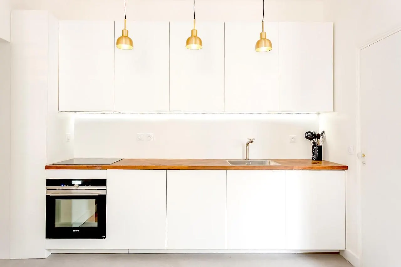 Habitat Parisien - 2Br-2Ba - Ac - Balcony - Opera 아파트