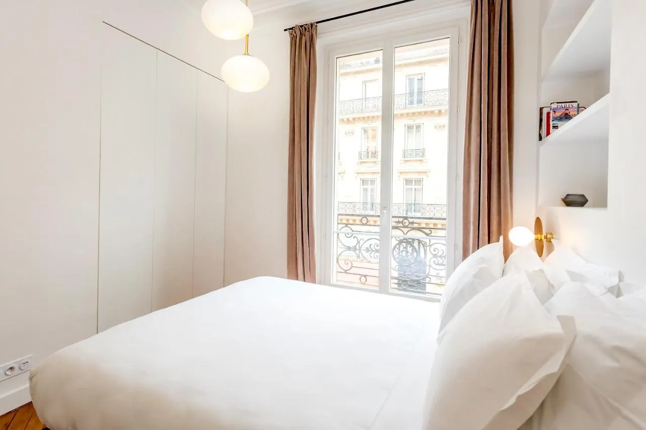 Habitat Parisien - 2Br-2Ba - Ac - Balcony - Opera 아파트 0*, 파리