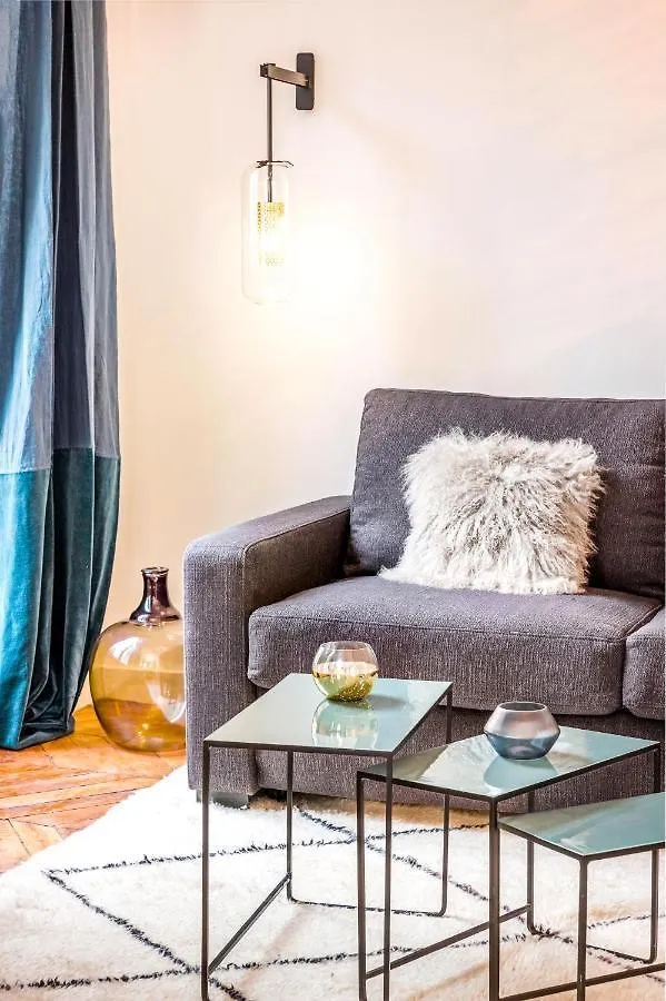Habitat Parisien - 2Br-2Ba - Ac - Balcony - Opera 아파트  파리