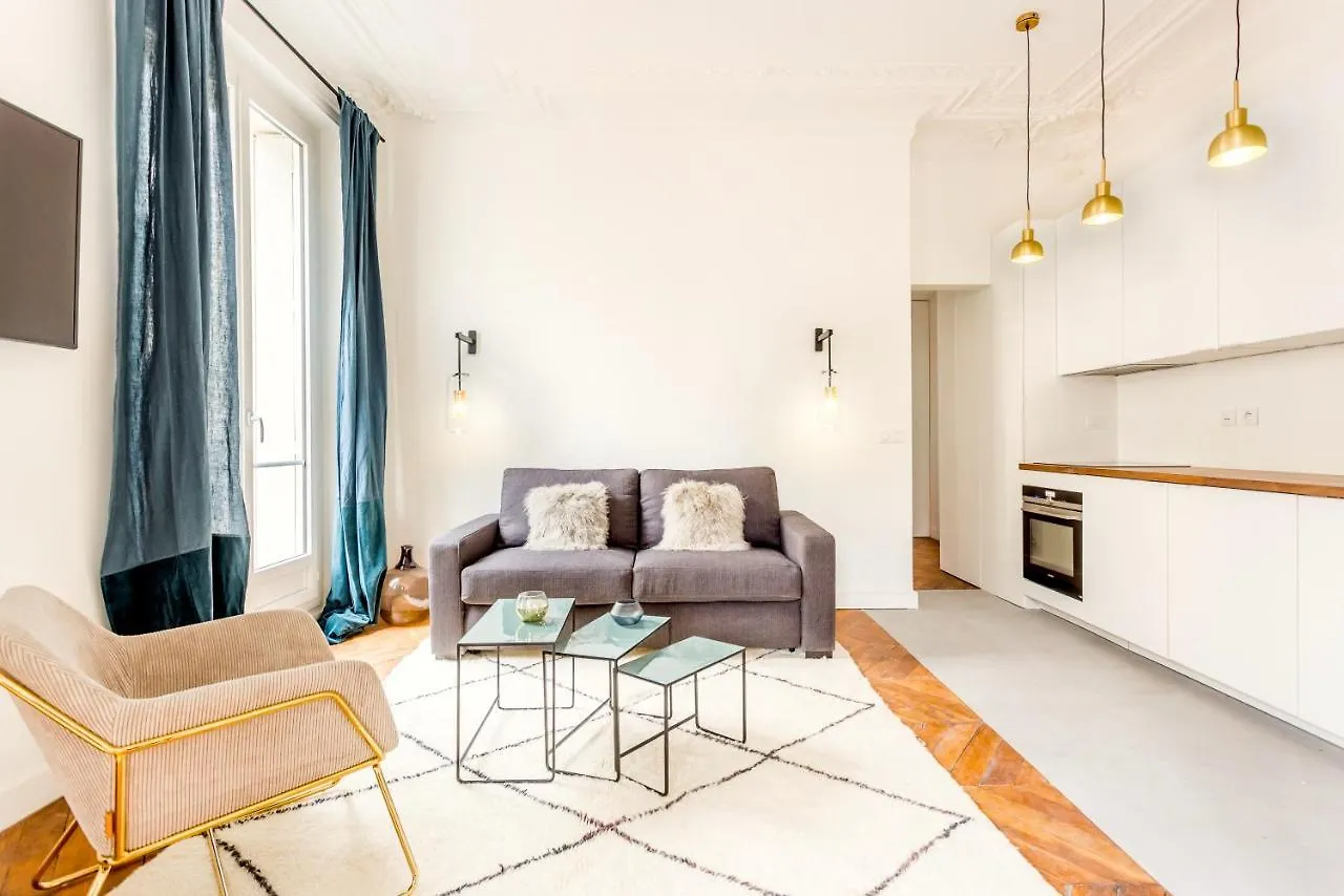 Habitat Parisien - 2Br-2Ba - Ac - Balcony - Opera 아파트 0*, 파리 프랑스
